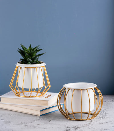 Diamond & Round Shape Ottoman Metal Stands With Planters
